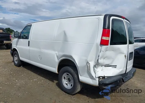2011 Chevrolet Express 2500 Work Van from USA, damaged, VIN 1GCWGFCG6B1132632